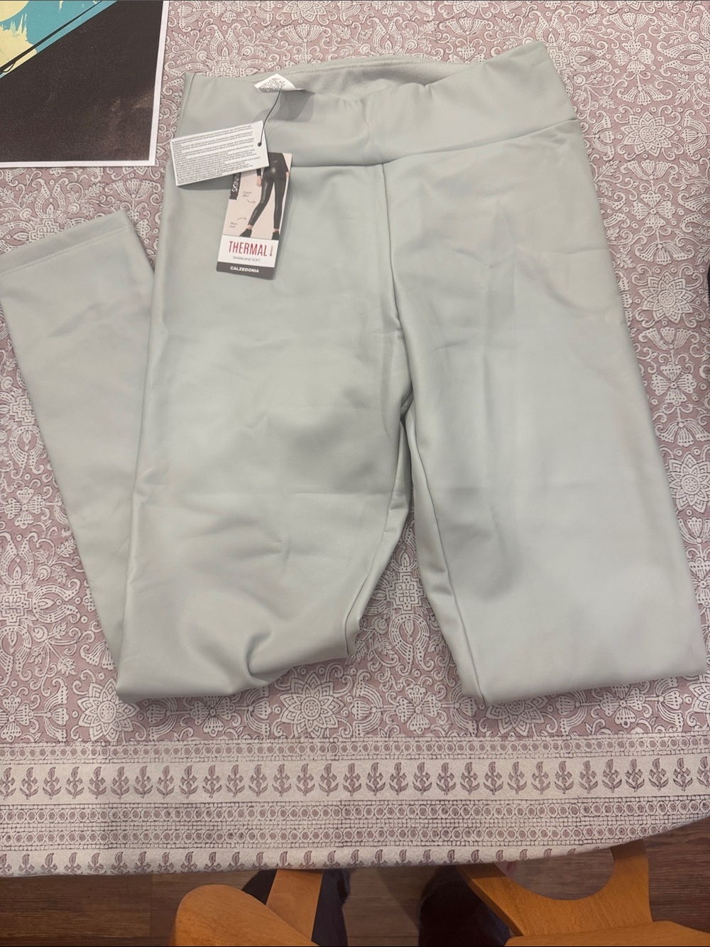 Light grey thermal faux leather leggings size medium